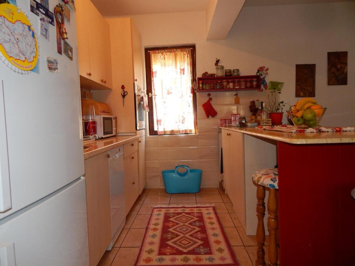 Incredible Apartment With A Mountain View - Matka Szkopje Kültér fotó