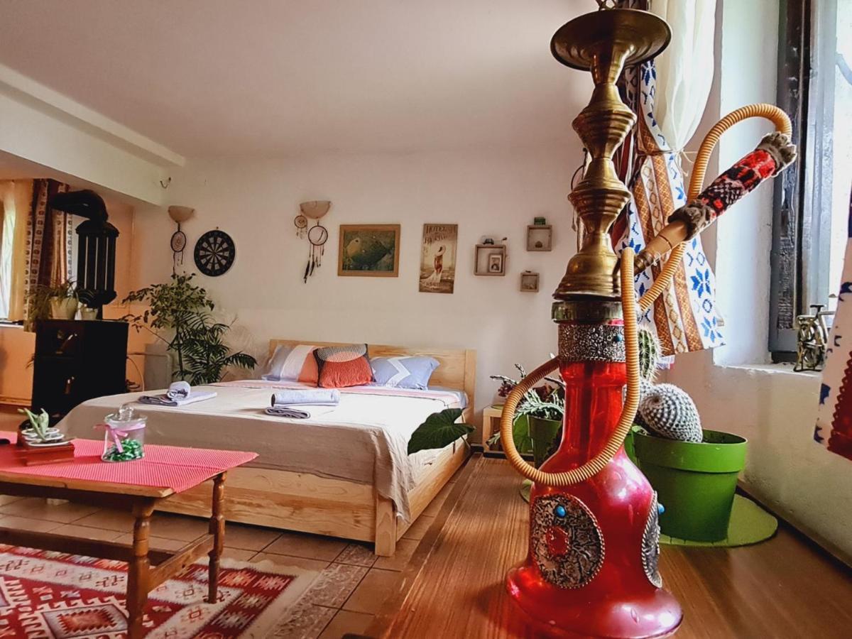 Incredible Apartment With A Mountain View - Matka Szkopje Kültér fotó