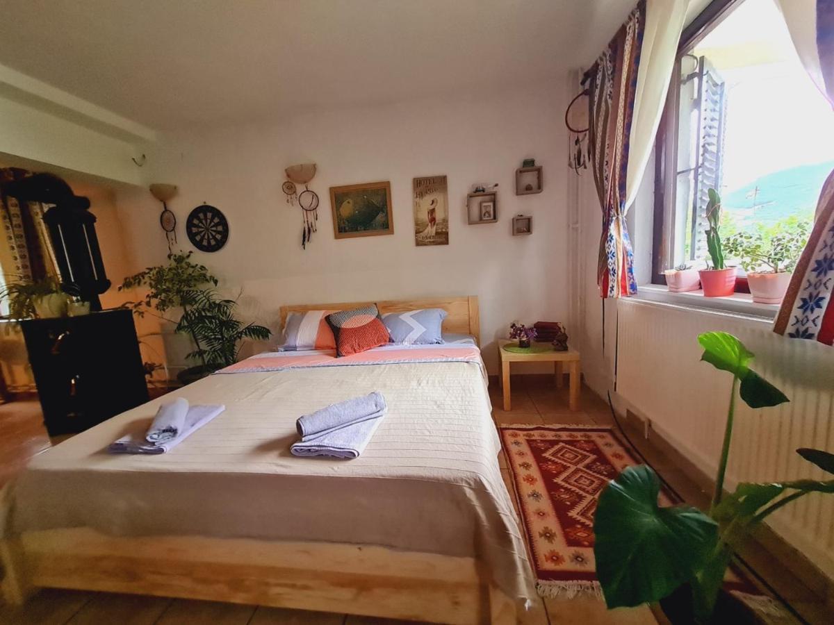 Incredible Apartment With A Mountain View - Matka Szkopje Kültér fotó